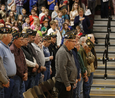 veterans standing