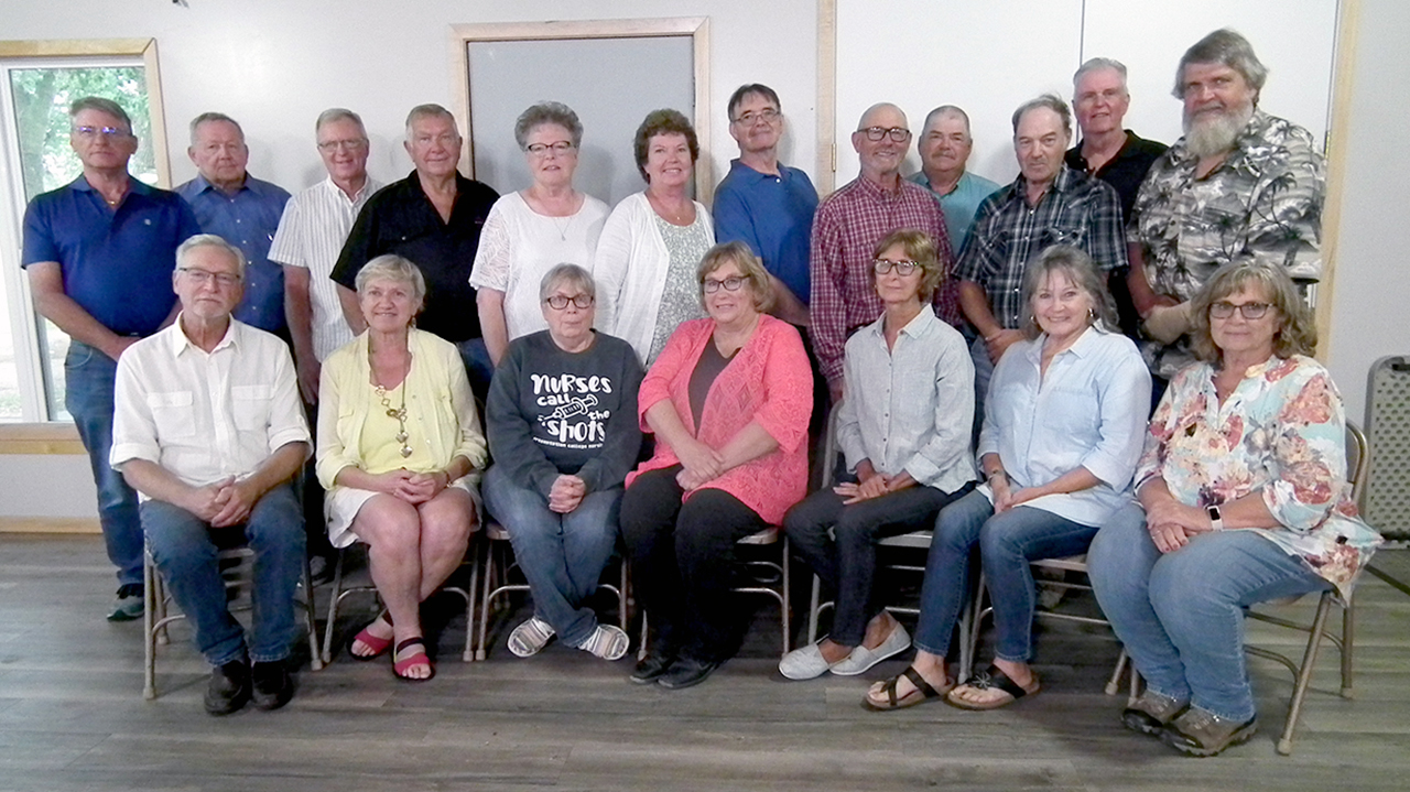 class of 1973 poses for reunion photo